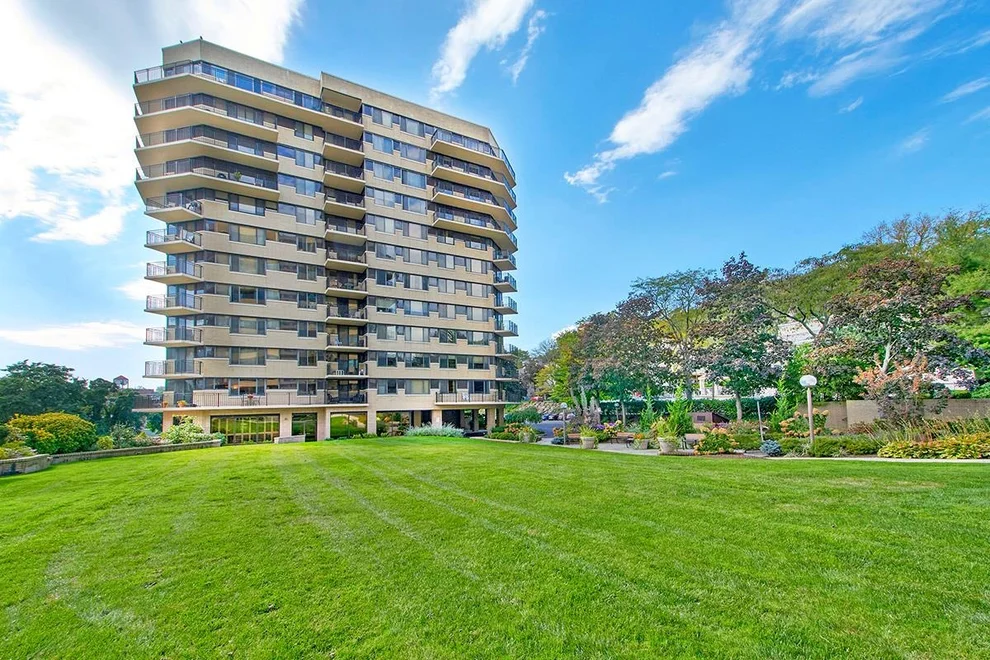 Unit for sale at 25 Rockledge Avenue, White Plains, NY 10601