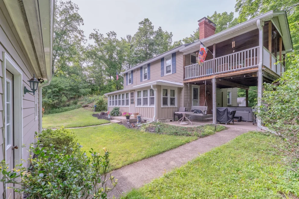 Unit for sale at 542 Blue Mountain Road, Saugerties, NY 12477