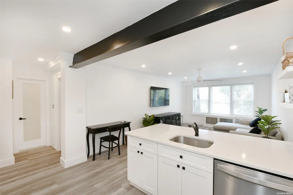 Unit for sale at 1 E Broadway, Hempstead, NY 11561