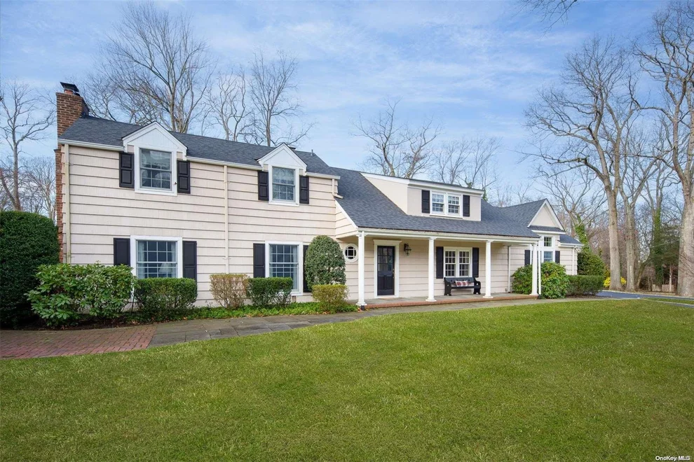 Unit for sale at 85 Huntington Bay Road, Huntington, NY 11743