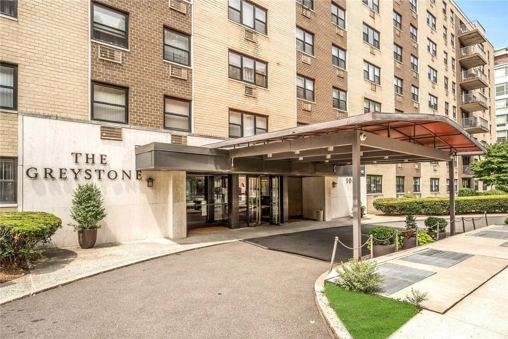 Unit for sale at 1085 Warburton Avenue, Yonkers, NY 10701