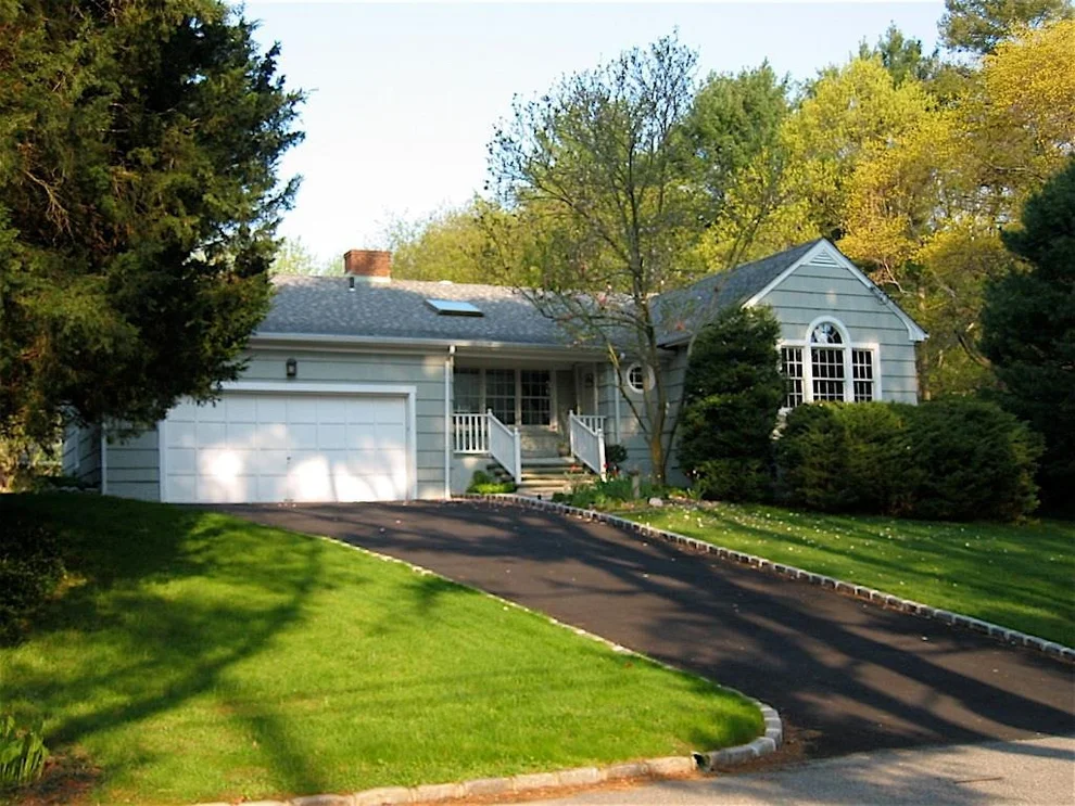 Unit for sale at 27 Coot Road, Oyster Bay, NY 11560