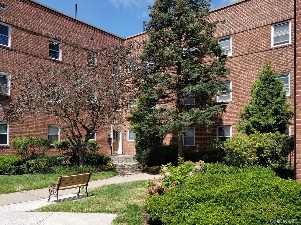 Unit for sale at 330 S Broadway, Greenburgh, NY 10591