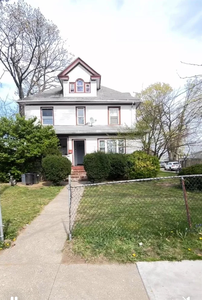 Unit for sale at 88 N Columbus, Hempstead, NY 11520