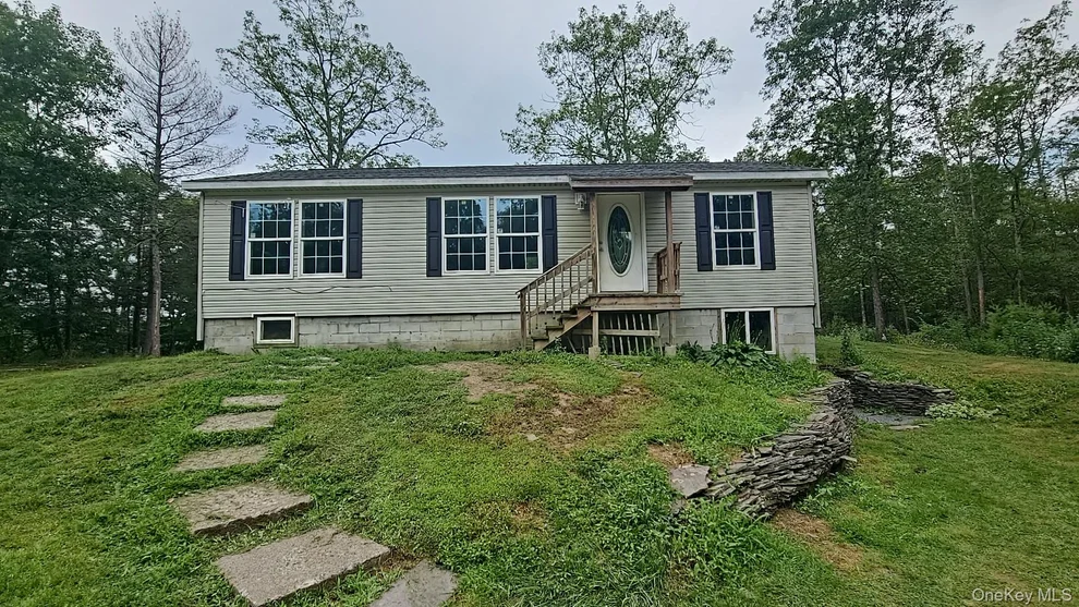 Unit for sale at 11 Fel Qui Road, Saugerties, NY 12498