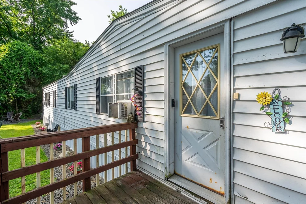 Unit for sale at 9 oak Drive, Mamakating, NY 12721