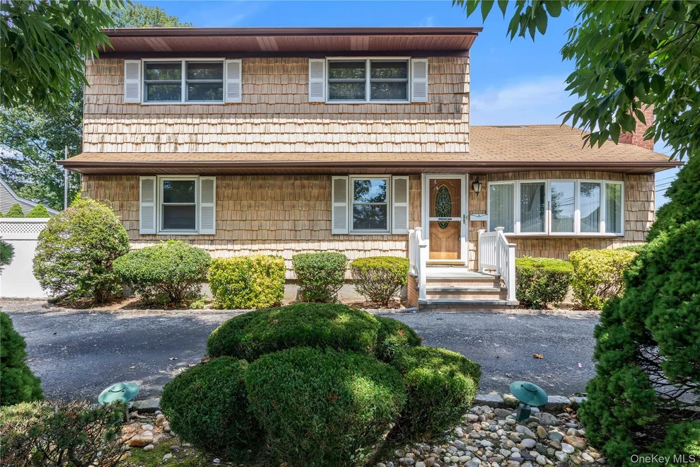 Unit for sale at 2739 Oak Drive, Hempstead, NY 11710