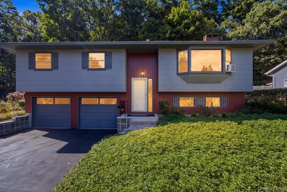 Unit for sale at 66 Lamb Avenue, Saugerties, NY 12477