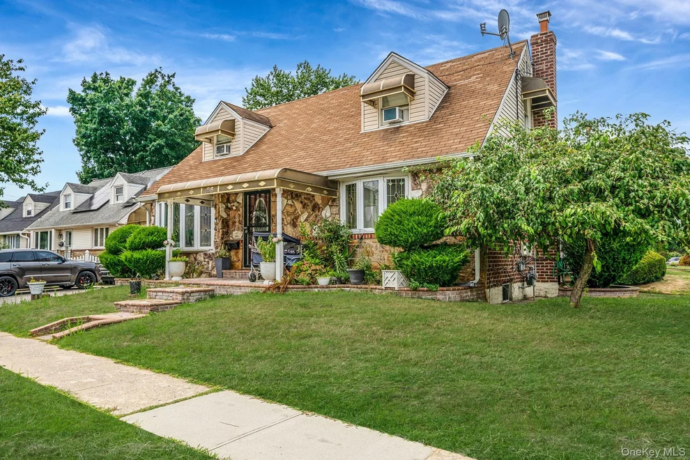 Unit for sale at 86 Clearstream Avenue, Hempstead, NY 11580