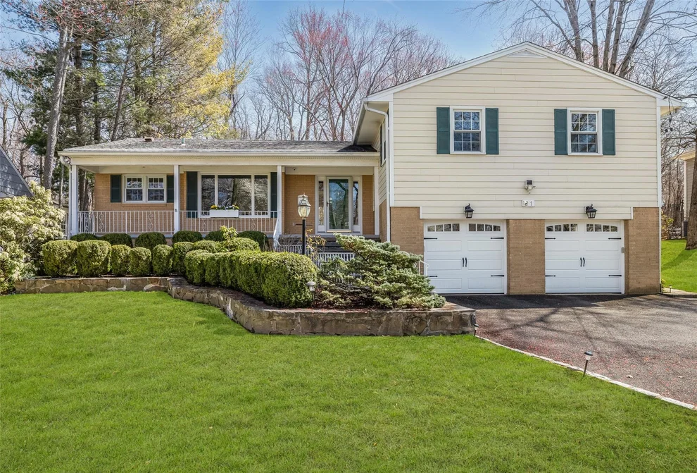 Unit for sale at 21 Hammond Road, Rye City, NY 10580