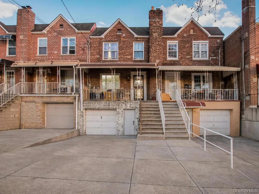 Unit for sale at 986 Neill Avenue, New York, NY 10462