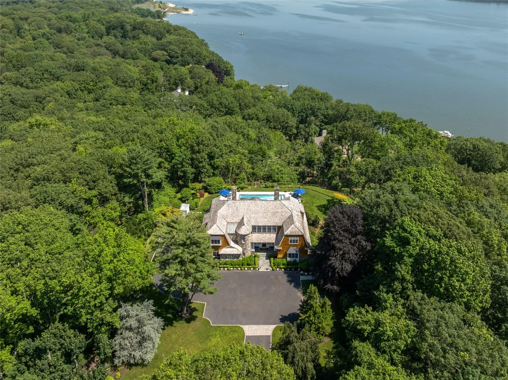 Unit for sale at 12 North Road, Oyster Bay, NY 11771