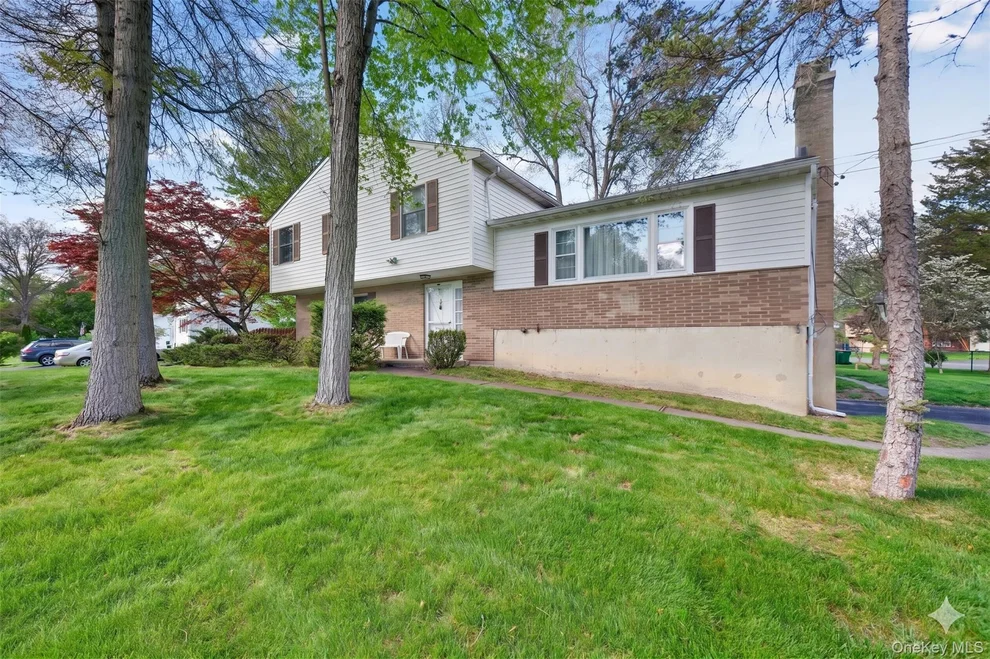 Unit for sale at 2 Gary Place, Wappinger, NY 12590