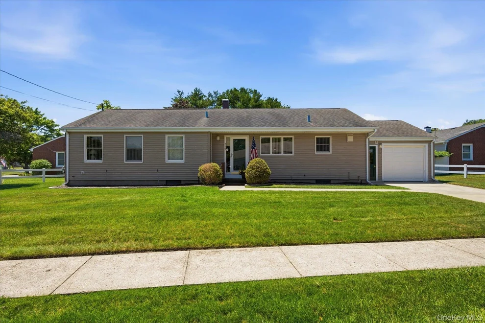 Unit for sale at 718 Patrick Street, Southampton, NY 11978
