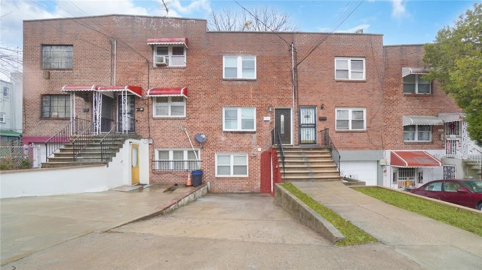 Unit for sale at 1013 E 229th Street, New York, NY 10466