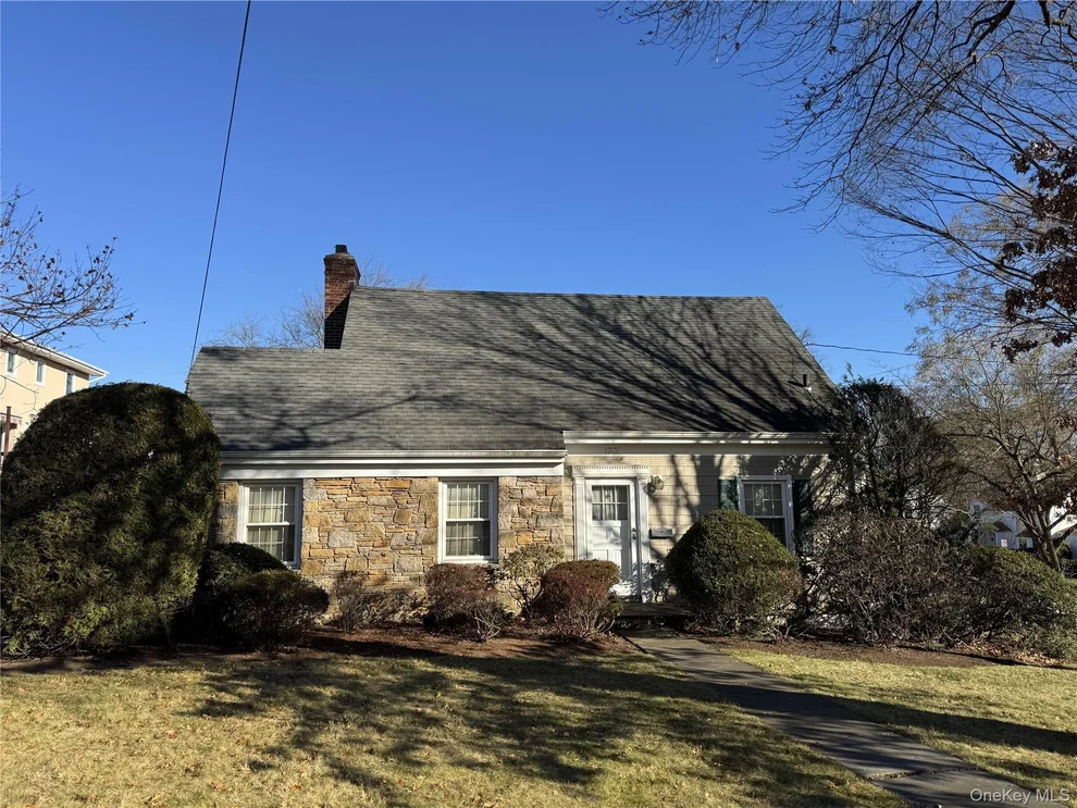 Unit for sale at 133 Hutchinson Boulevard, Eastchester, NY 10583