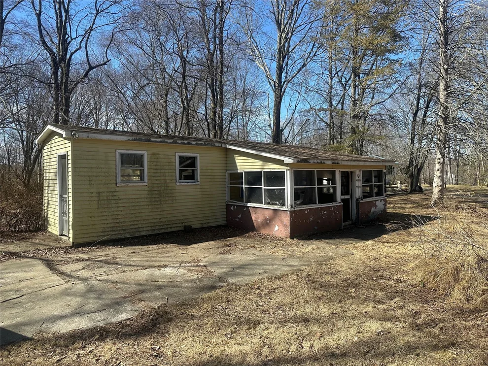Unit for sale at 215 Martin Road, Beekman, NY 12540