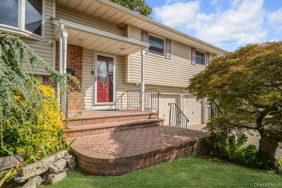 Unit for sale at 31 Craig Road, Islip, NY 11752