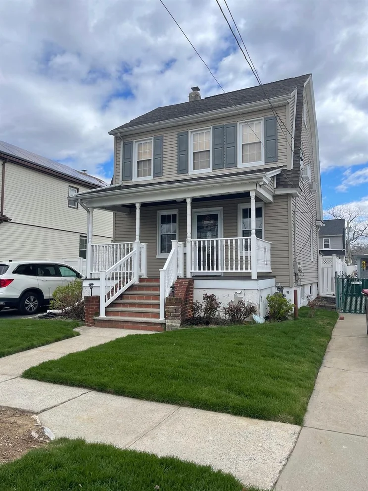 Unit for sale at 117 Derby Street, Hempstead, NY 11581