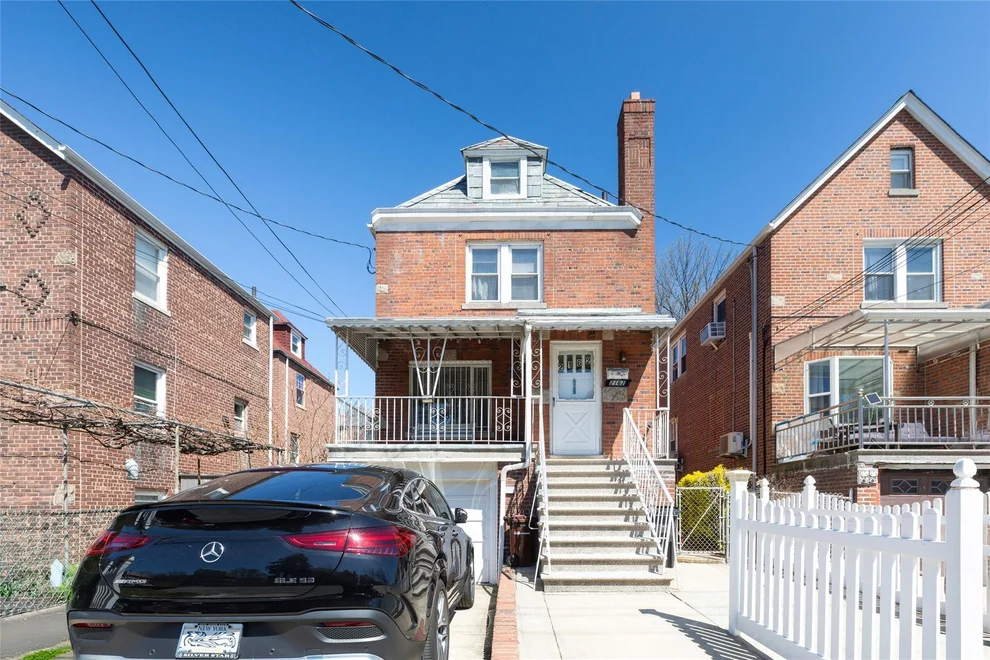 Unit for sale at 2162 Haight Avenue, New York, NY 10461