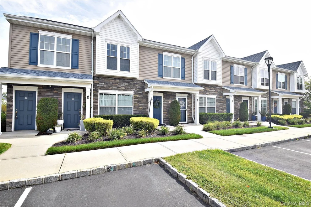 Unit for sale at 66 Weatherby Lane, Islip, NY 11722