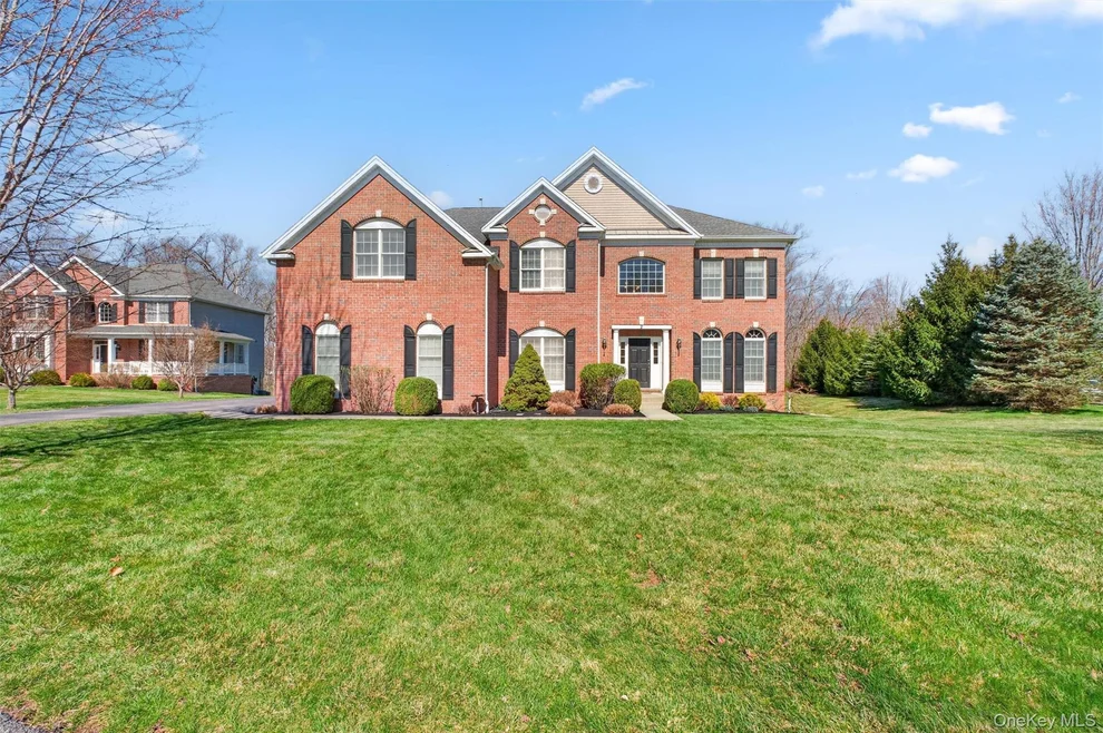Unit for sale at 2 Holly Crescent, East Fishkill, NY 12533