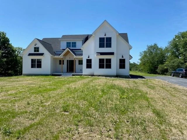 Unit for sale at 8 Sunset Lane, Wawayanda, NY 10958