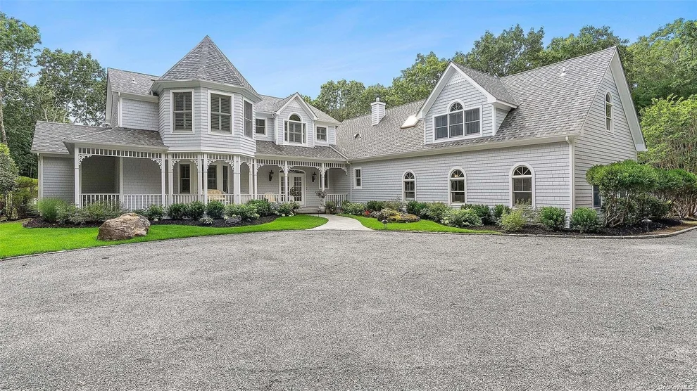Unit for sale at 401 Route 114, East Hampton, NY 11937