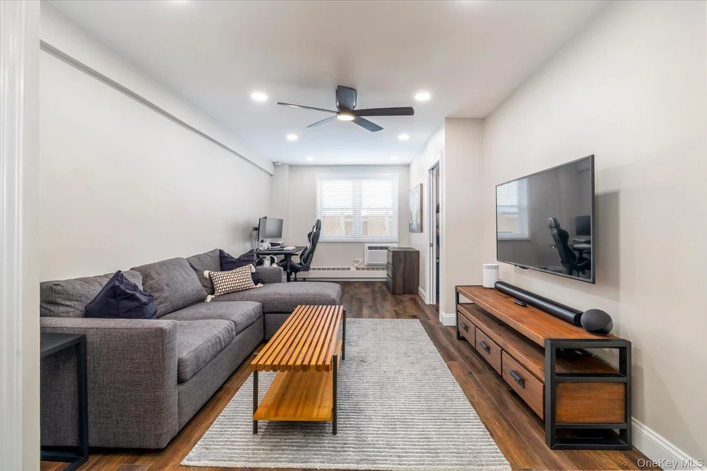 Unit for sale at 370 W Broadway, Long Beach, NY 11561