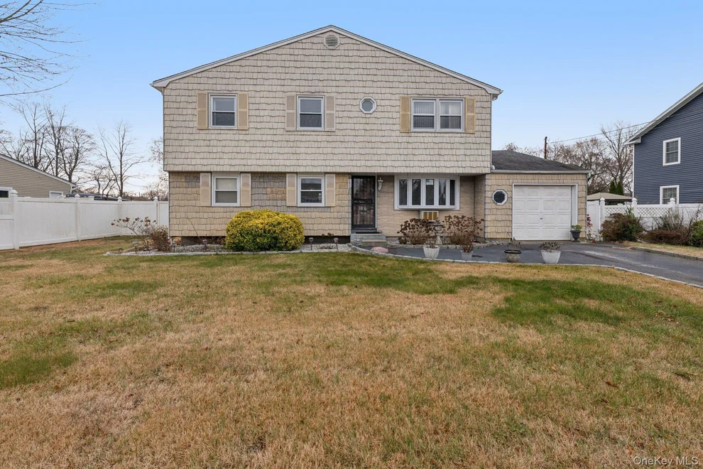 Unit for sale at 182 Evergreen Avenue, Islip, NY 11717