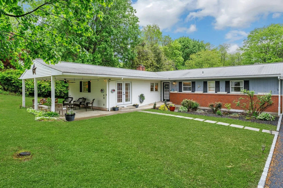 Unit for sale at 25 Macgregor Drive, Carmel, NY 10541