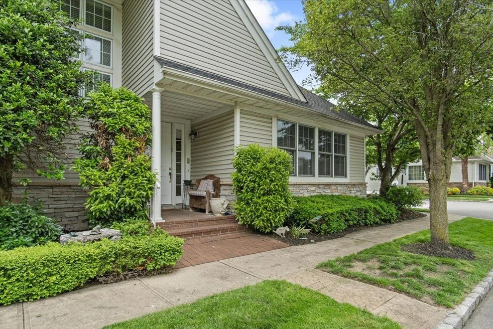 Unit for sale at 161 Harbor View Drive, North Hempstead, NY 11050