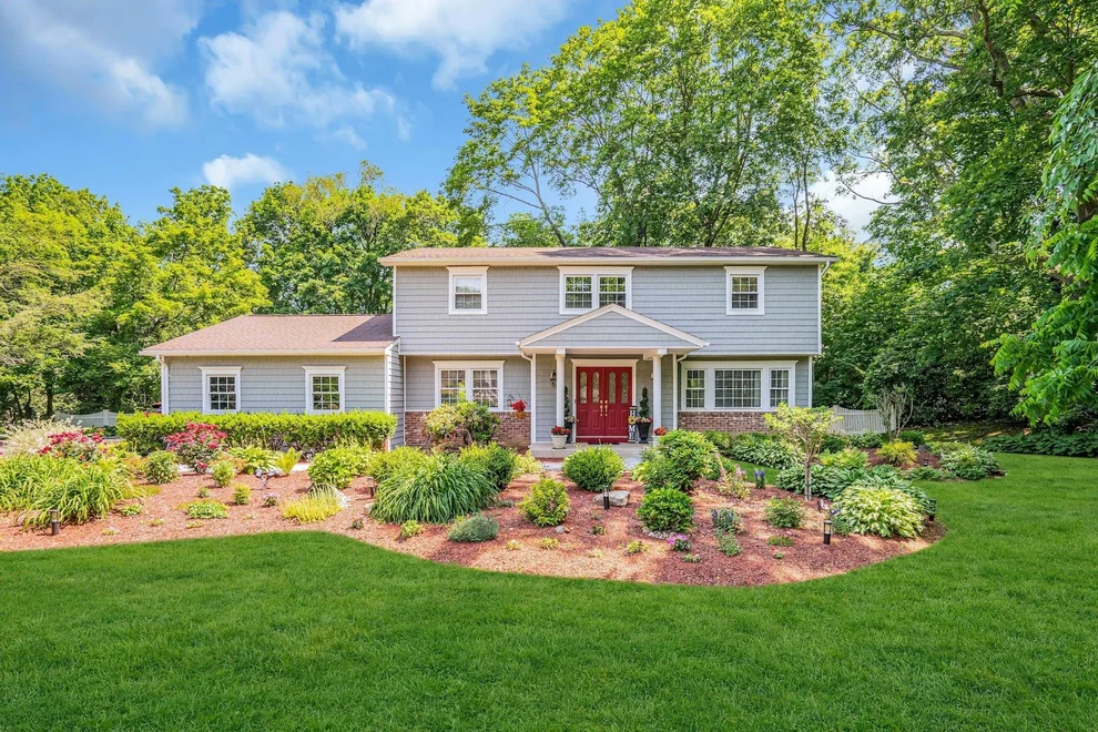 Unit for sale at 54 Threepence Drive, Huntington, NY 11747
