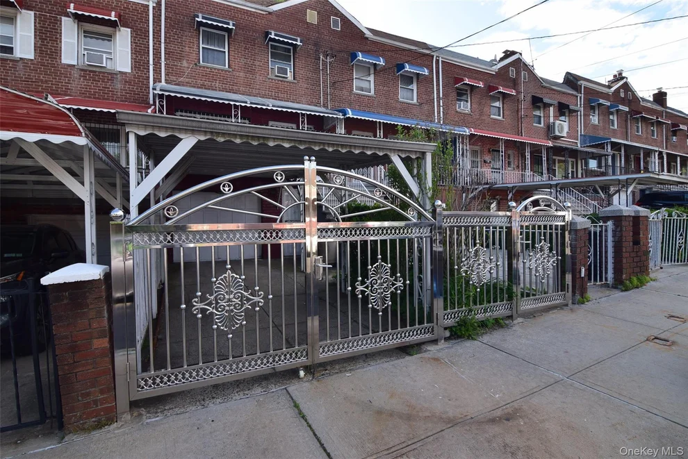 Unit for sale at 3317 Gunther Avenue, New York, NY 10469