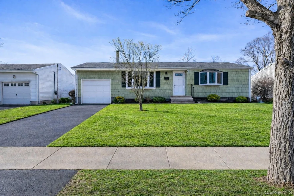 Unit for sale at 53 Calvert Avenue, Huntington, NY 11725