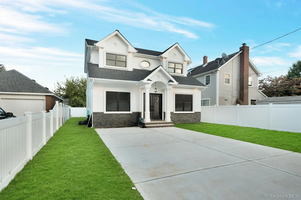 Unit for sale at 47 E. Cherry Street, Oyster Bay, NY 11801