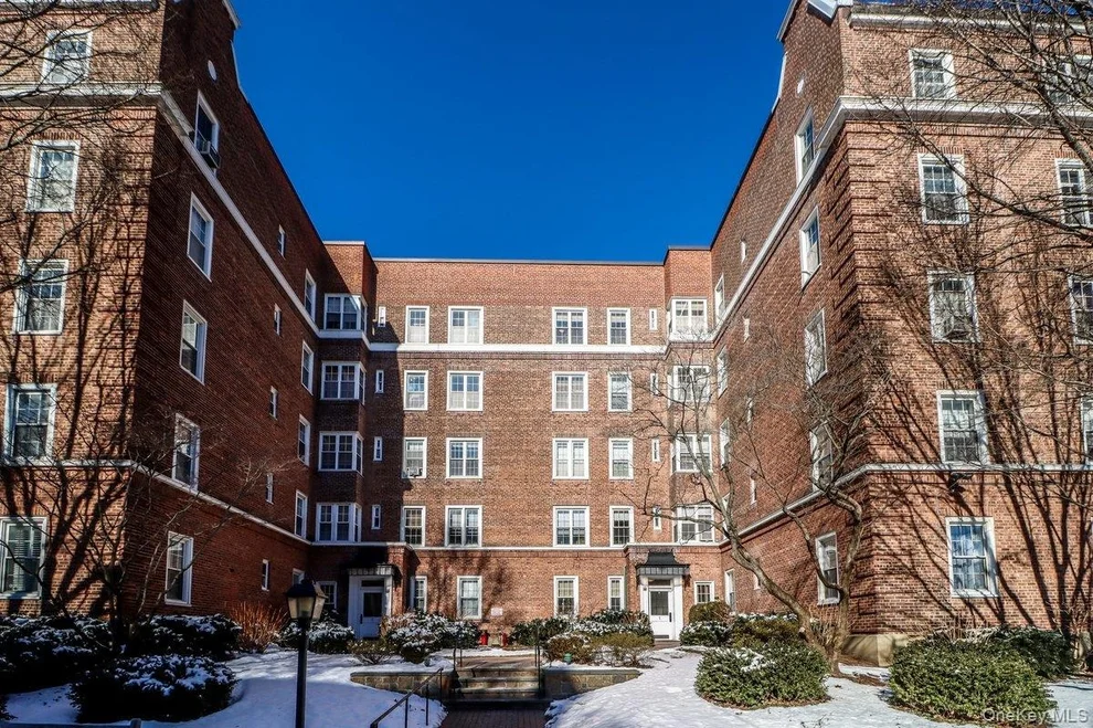 Unit for sale at 1 Midland Gardens, Eastchester, NY 10708