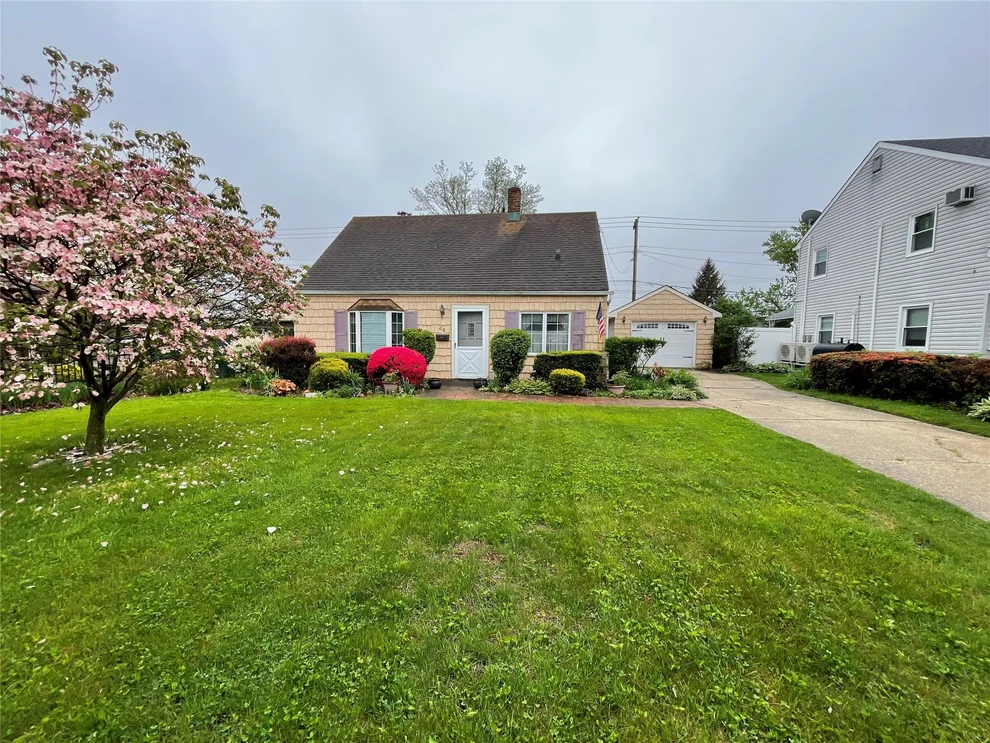 Unit for sale at 44 Meadow Lane, Hempstead, NY 11756