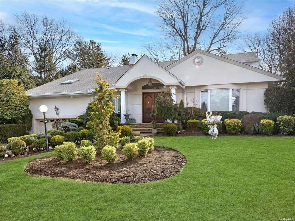 Unit for sale at 145 Cooper Drive, North Hempstead, NY 11023
