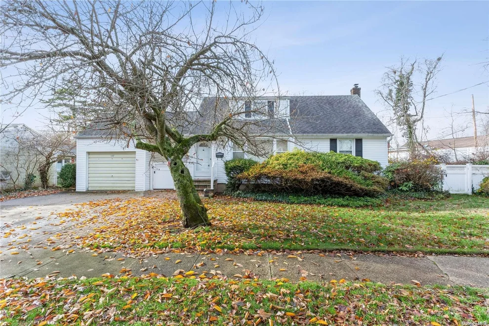 Unit for sale at 147 Linden Street, Hempstead, NY 11565