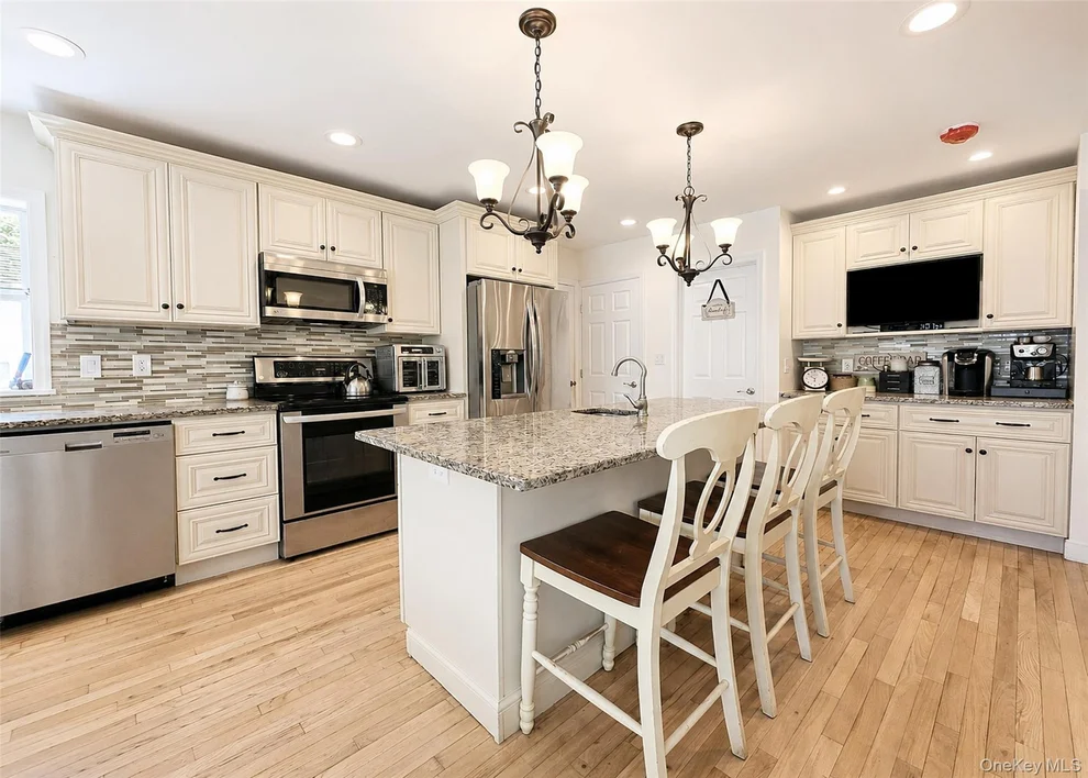 Unit for sale at 30 Park Avenue, Brookhaven, NY 11967