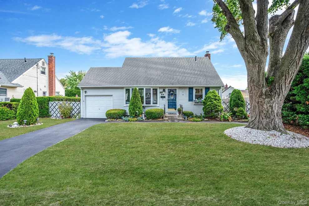 Unit for sale at 436 N Ontario Avenue, Babylon, NY 11757