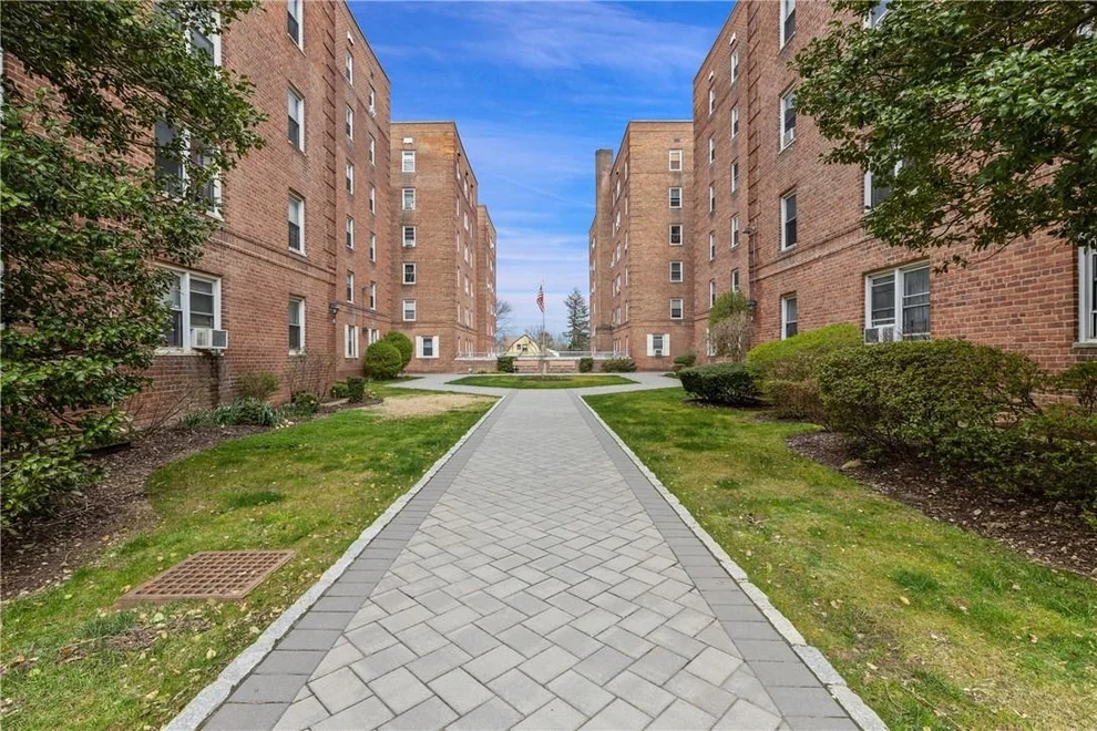 Unit for sale at 60 Locust Avenue, New Rochelle, NY 10801