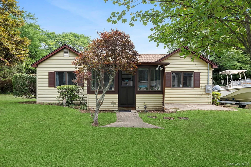 Unit for sale at 150 Goldin Lane, Southold, NY 11971