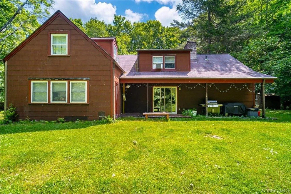 Unit for sale at 10-12 Woodlea Road, Clinton, NY 12578