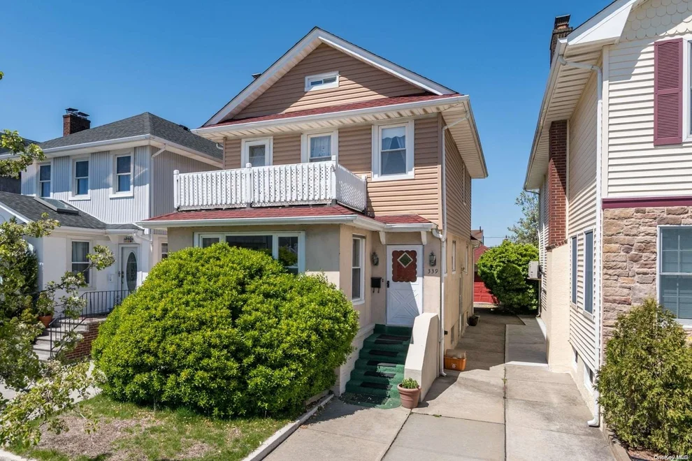Unit for sale at 339 W Fulton Street, Hempstead, NY 11561