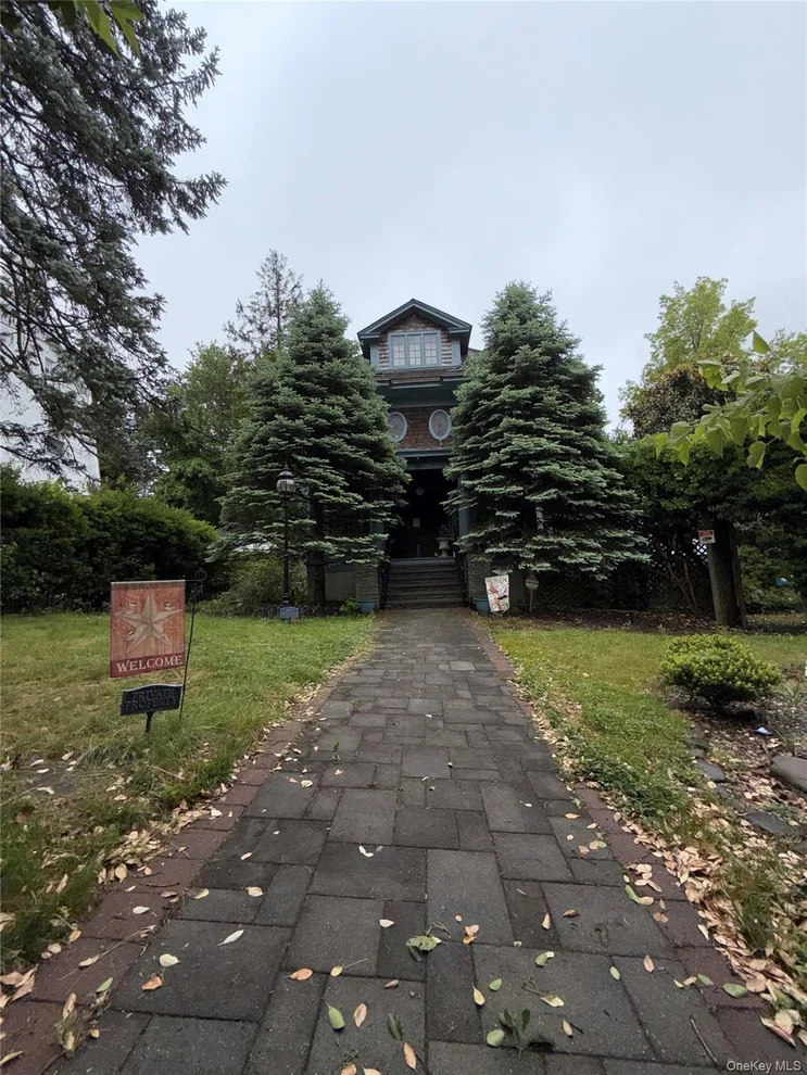 Unit for sale at 20 Ridge Road, New York, NY 11363