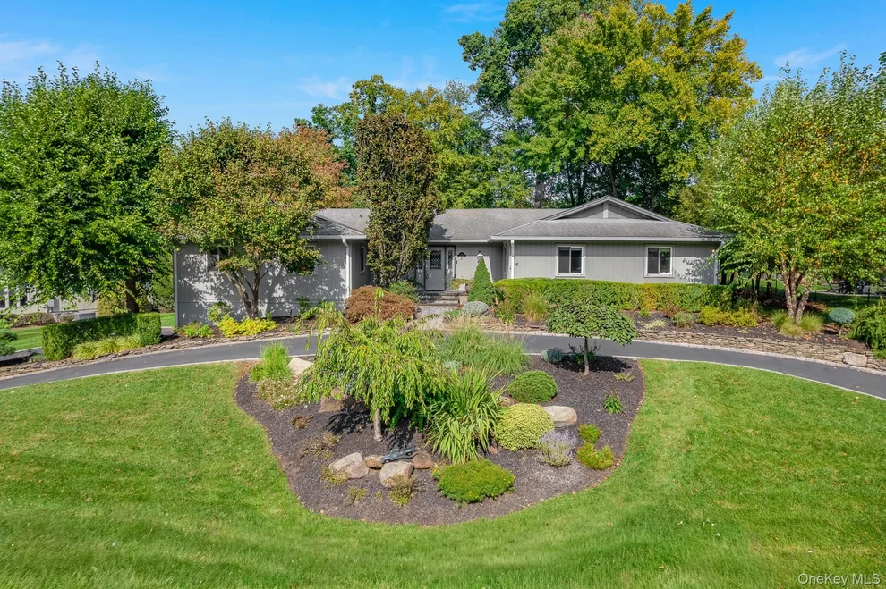 Unit for sale at 6 Pecan Valley Drive, Clarkstown, NY 10956