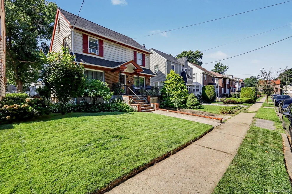 Unit for sale at 26 Elliot Street, Mount Vernon, NY 10553