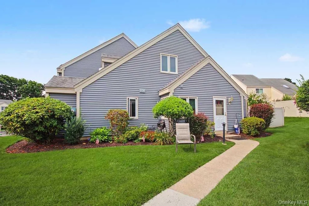 Unit for sale at 137 Fields Lane, Peekskill, NY 10566